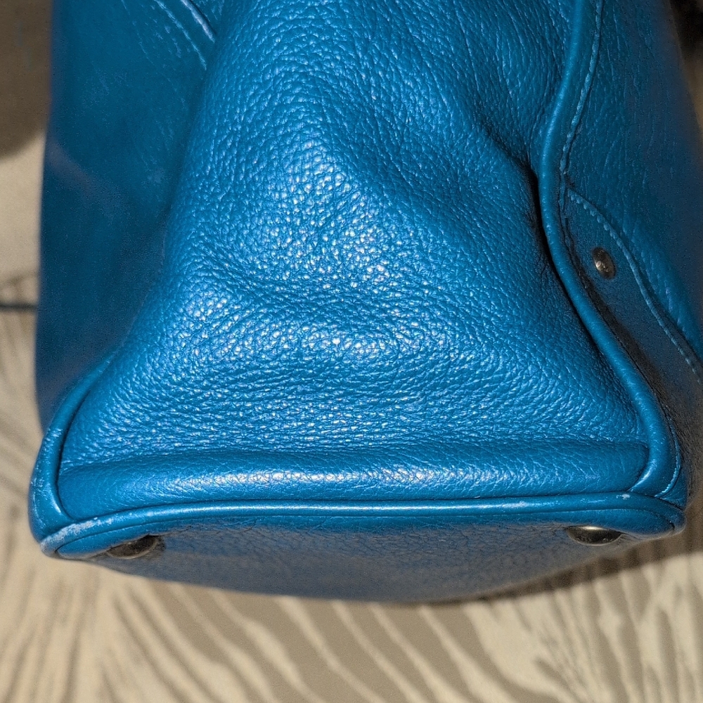Coach Mickie Satchel In Blue Pebble Leather 2 Ways To Carry - Picture 12 of 16